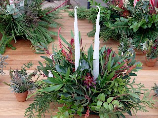 Annual FOG Holiday Wreath & Centerpiece Sale gallery image